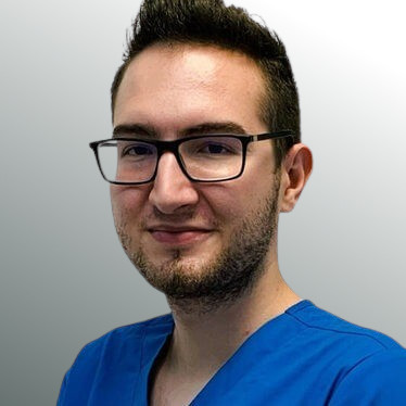 Dr. Zelenka Olivér